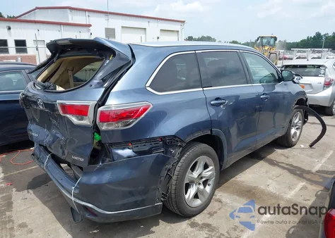 2015 Toyota Highlander Limited Platinum V6 from USA, damaged, VIN 5TDYKRFH8FS101291